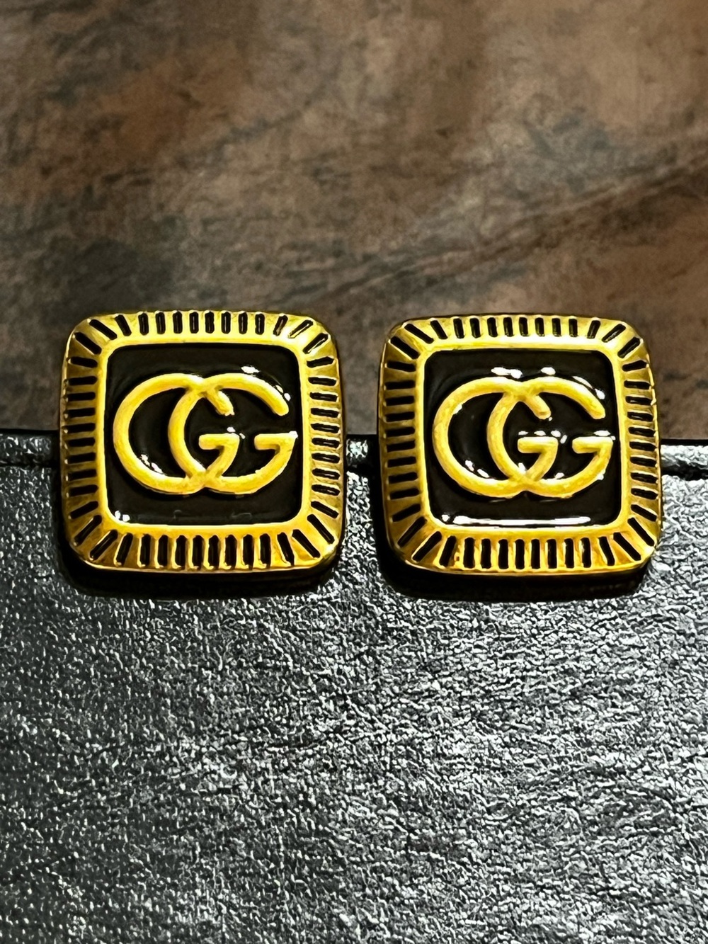 Double G Brushed Gold Black Letter Logo Square Earrings